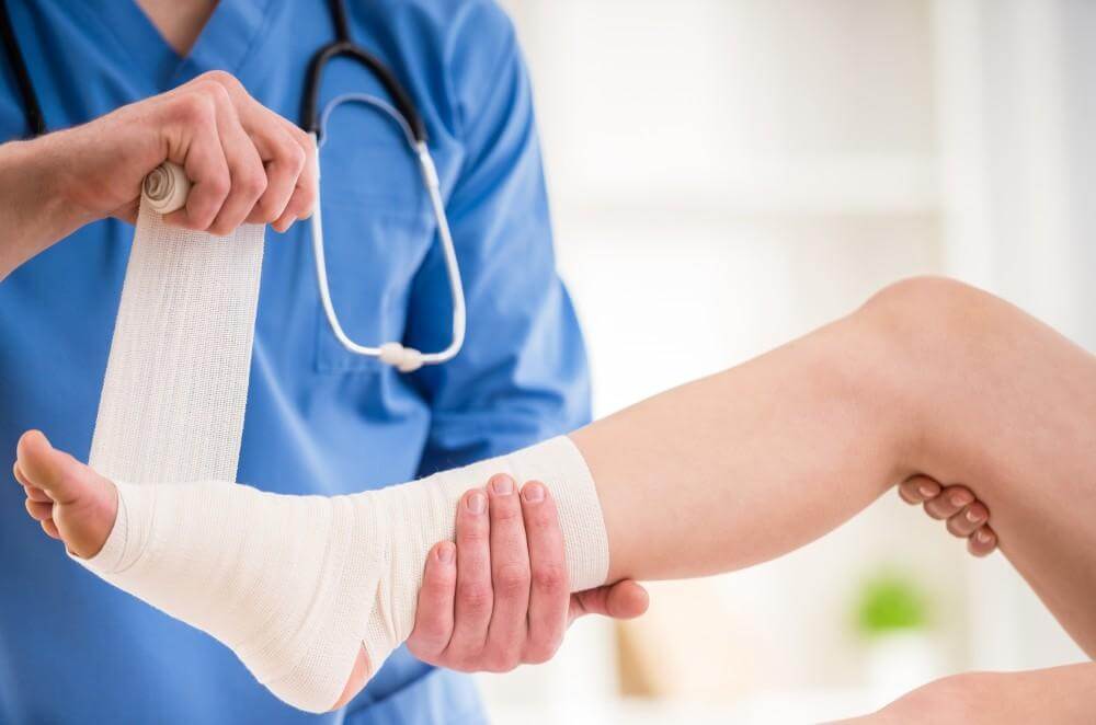 بهترین فوق تخصص جراحی مچ پا